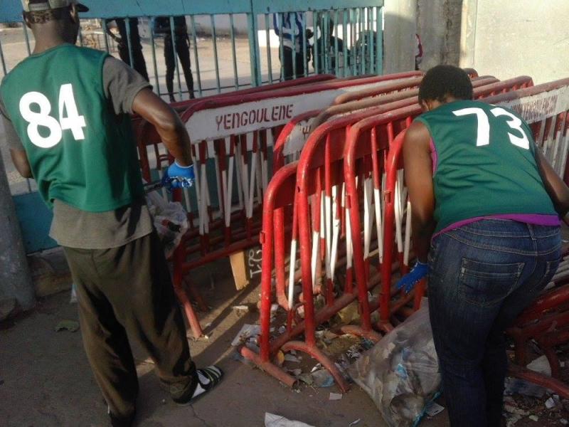 Nettoyage Stade Demba Diop画像