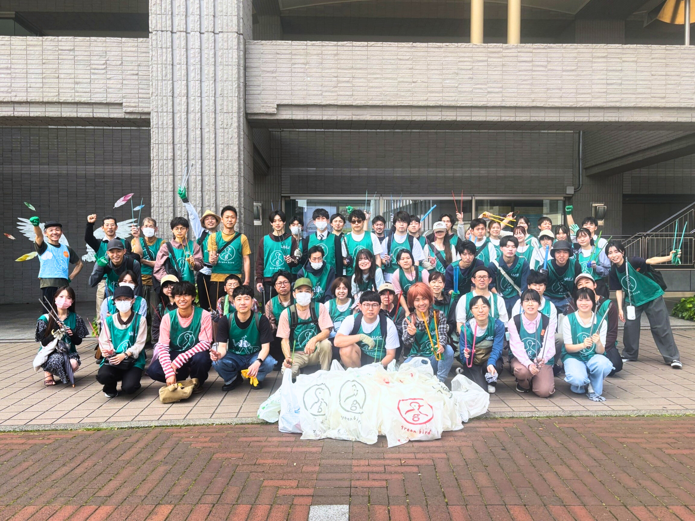 【初夏の日差しに立ち向かって】第553回 岡山駅前おそうじ！