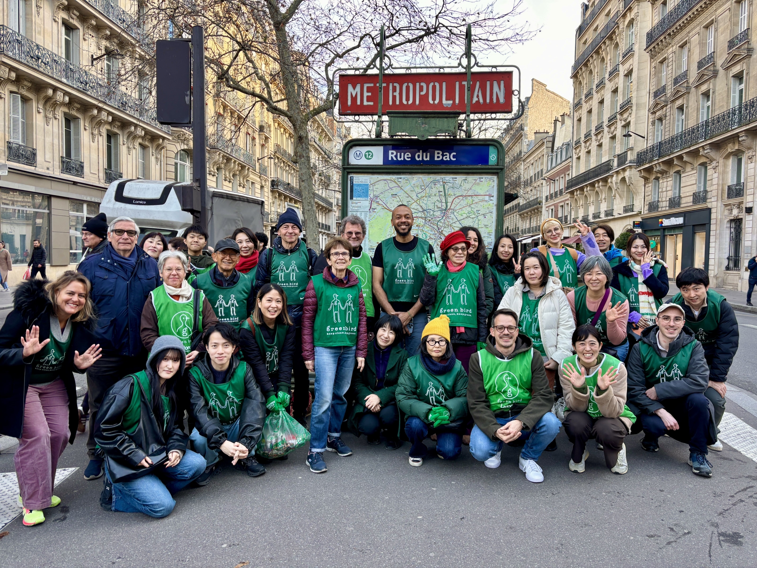 久しぶりのRue du Bac。31人で迎えた、新年最初のお掃除