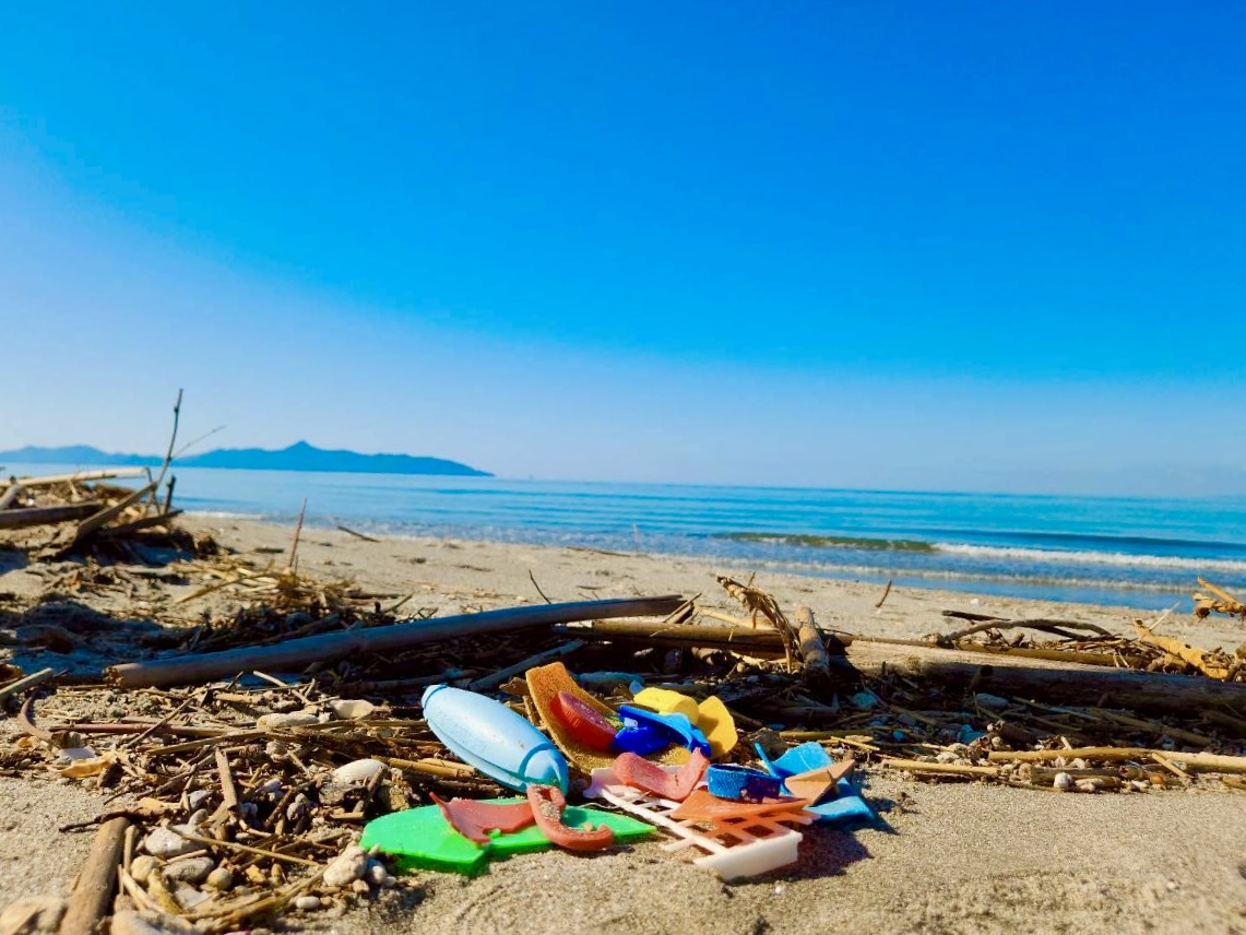 12月7日吹上浜でビーチクリーン（アップサイクルプロジェクト）