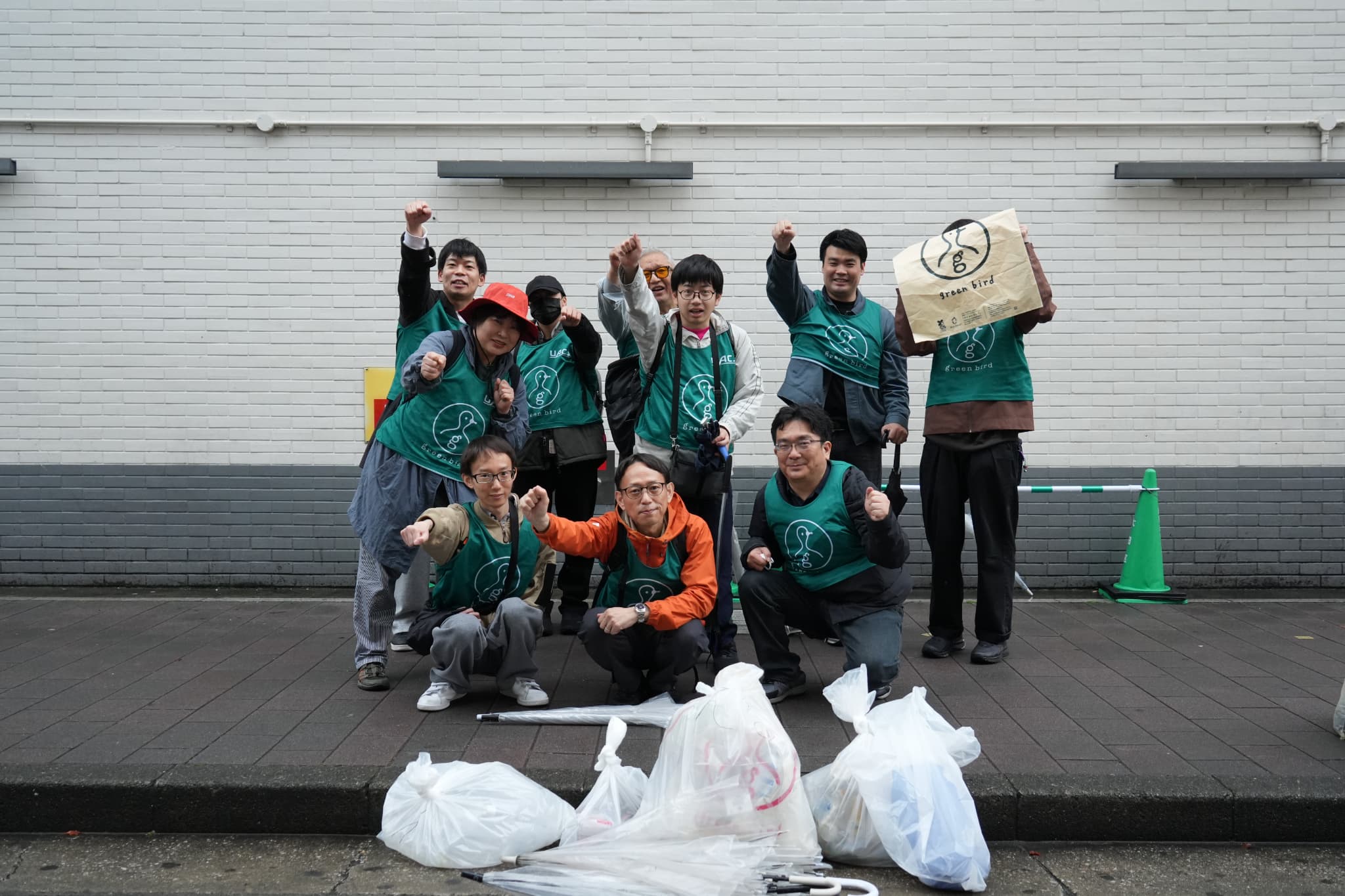 雨のゴミ拾い！